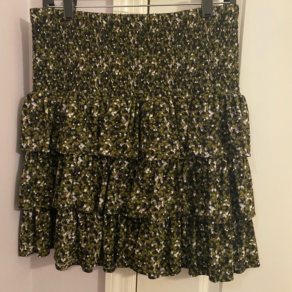 Micheal Kors ruffle skirt